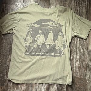 Men's Halloween Graphic T-Shirt in Light Sage
